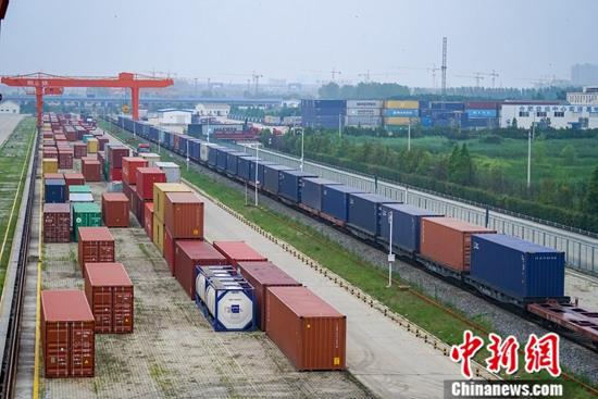 ����ͼ����װ��������ŷ���С�<a target='_blank' href='http://www.chinanews.com/'>������</a>�� ���� ��